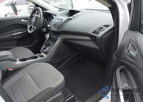 2015 Ford Escape Se z USA, uszkodzony, nr VIN 1FMCU0GX0FUB31592